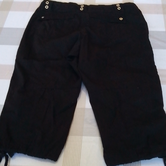 Cargo shorts - Picture 3 of 6